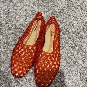 Red jelly fishnet flats
